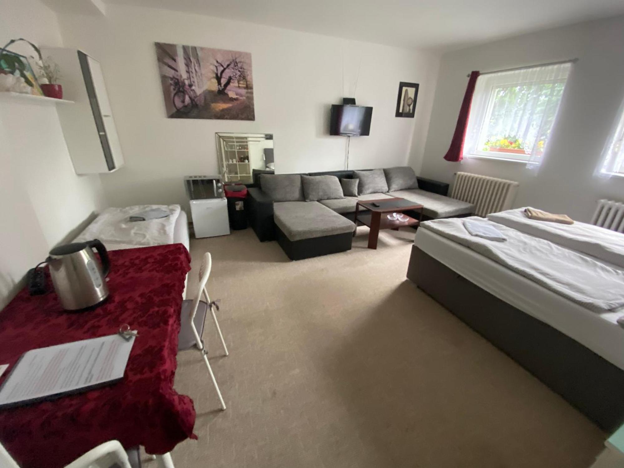 Homestay U Hanky Zdiby Eksteriør bilde